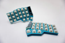 Load image into Gallery viewer, Corne LK-007